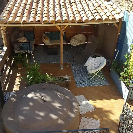 Les Du Magnolia Homestay *